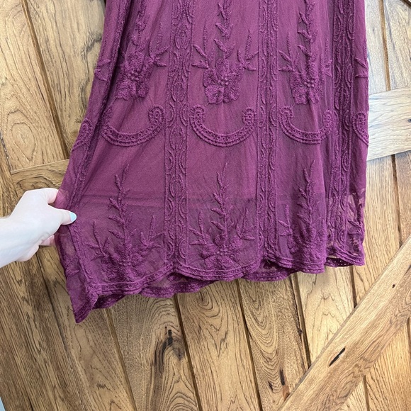 Elegant Burgundy Long Sleeve Dress size S/M - Picture 3 of 8